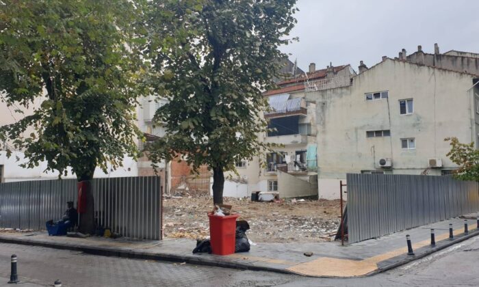 KUBBELİ CAMİ YÖNETİMİ CAMİYİ YENİ MEYDANA İSTİYOR