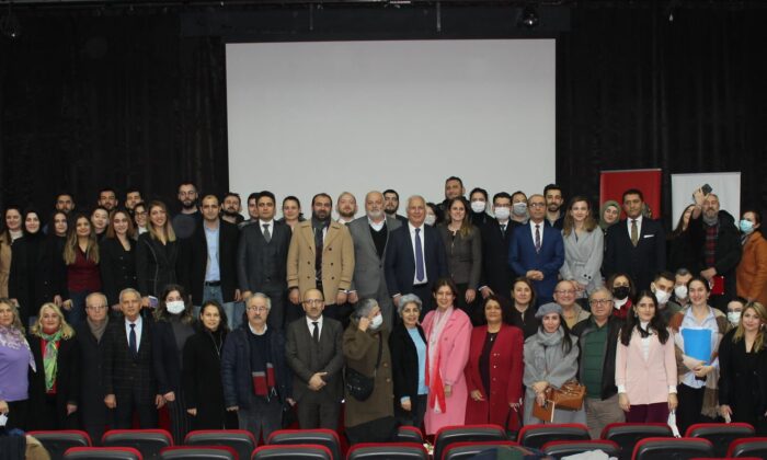 ÖNCE SEMİNER, SONRA TÖREN