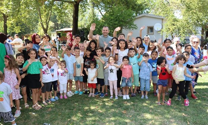 ÇOCUKLAR GÖNÜLLERİNCE EĞLENDİ