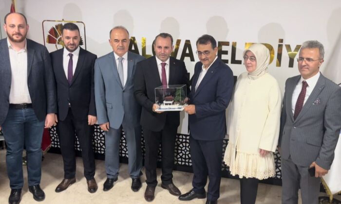 BAKAN DÖNMEZ’DEN YALOVA ZİYARETİ