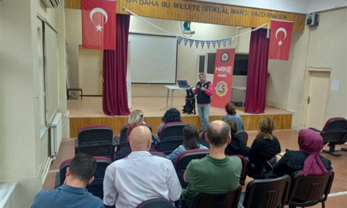 UYUŞTURUCUYLA MÜCADELE EĞİTİMİ ALDILAR