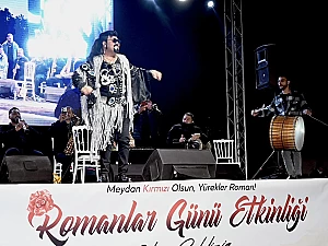 ROMANLAR DOYASIYA EĞLENDİ
