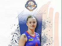 YALOVALI AYŞEGÜL DİKKAT ÇEKİYOR