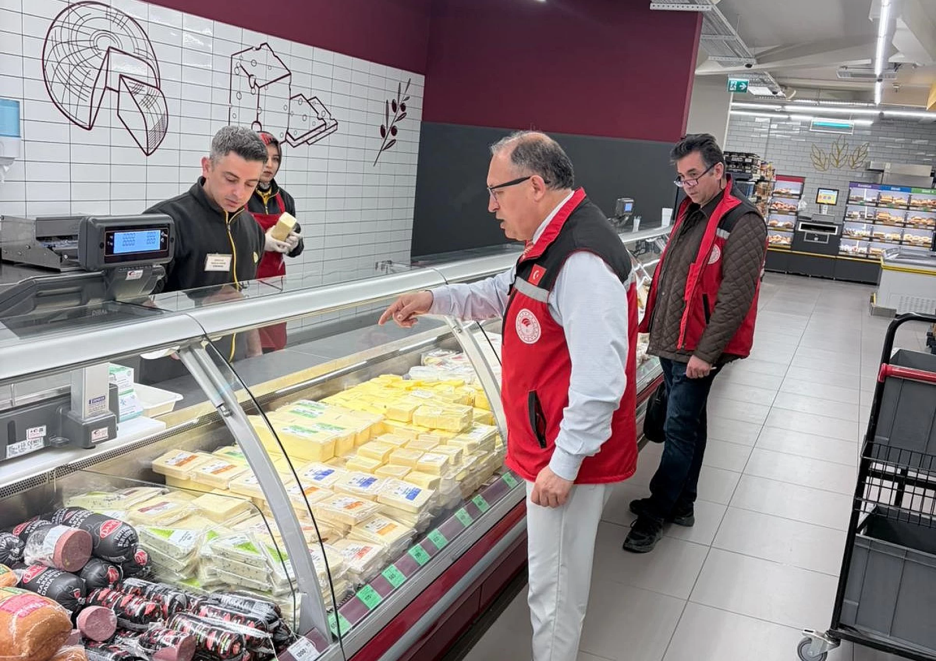 SÜT ÜRÜNLERİNE YÖNELİK DENETİMLER SÜRÜYOR