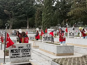 ŞEHİTLİKLER BAKIMA ALINDI