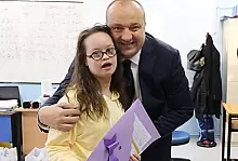 ÇINARCIK'TA KÜÇÜK BEDENLERE KÜÇÜK HEDİYE