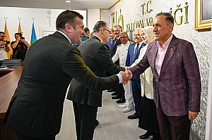 İL PROTOKOLÜ BAYRAMLAŞTI