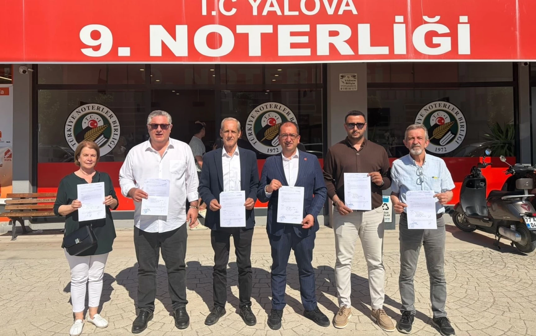 CHP DELEGELERİ KURULTAY İÇİN İMZA VERDİ