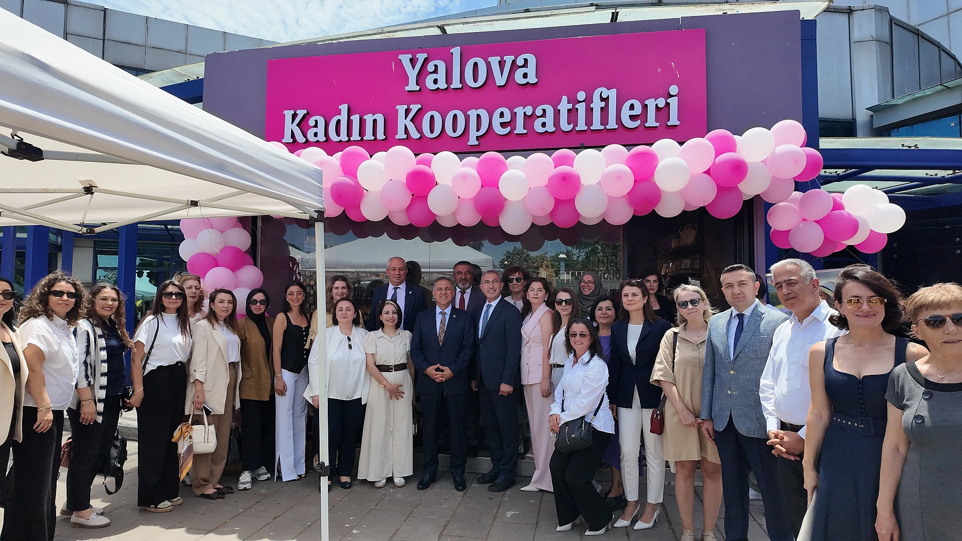 YALOVALI ÜRETİCİLERİN ÜRÜNLERİ YENİKAPI'DA
