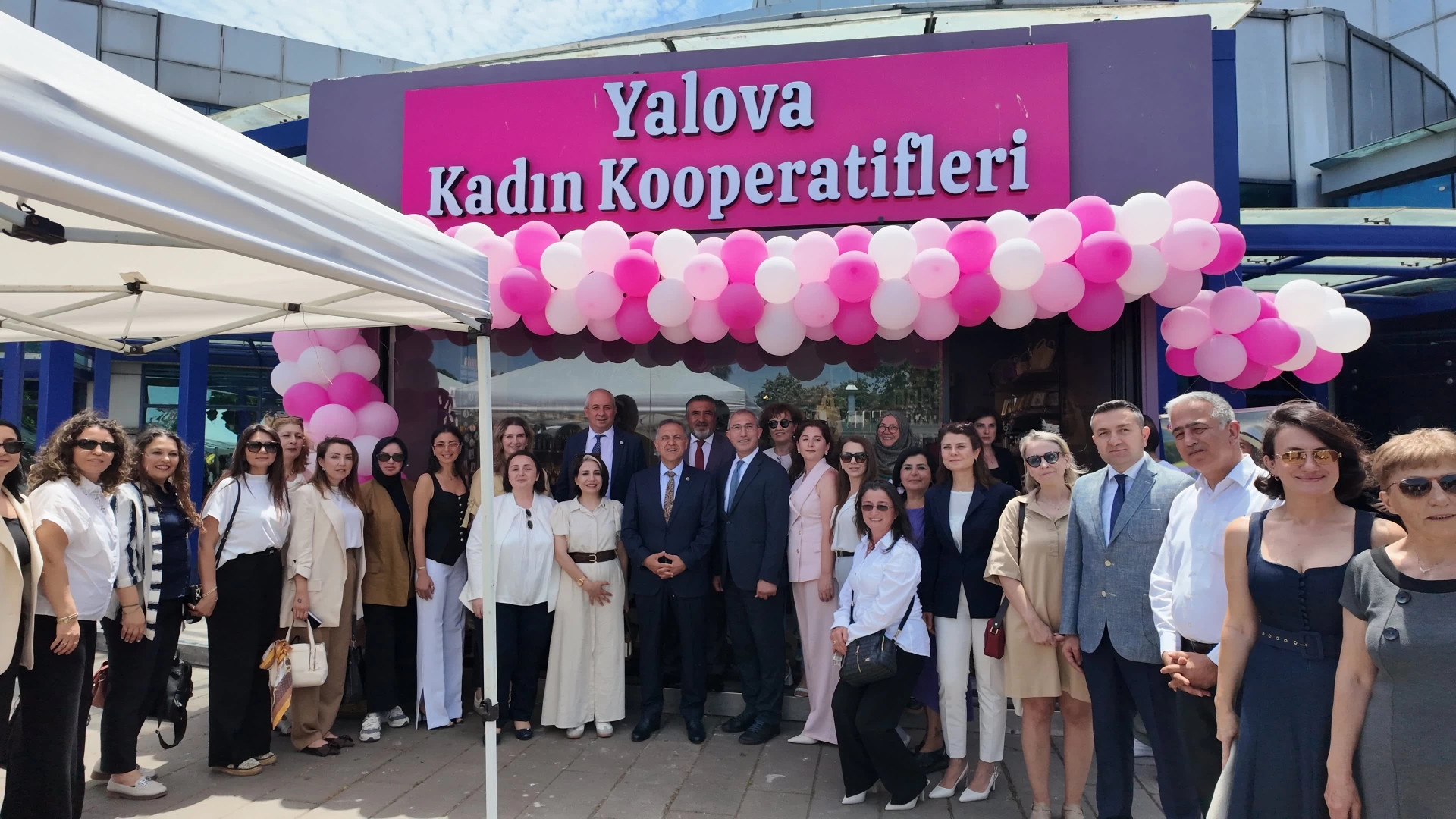 YALOVALI ÜRETİCİLERİN ÜRÜNLERİ YENİKAPI'DA