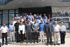 AK PARTİ MUHTARLARI DİNLEDİ