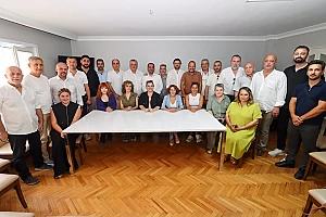15 MECLİS ÜYESİ YENİ PARTİ'YE GEÇİŞ YAPTI