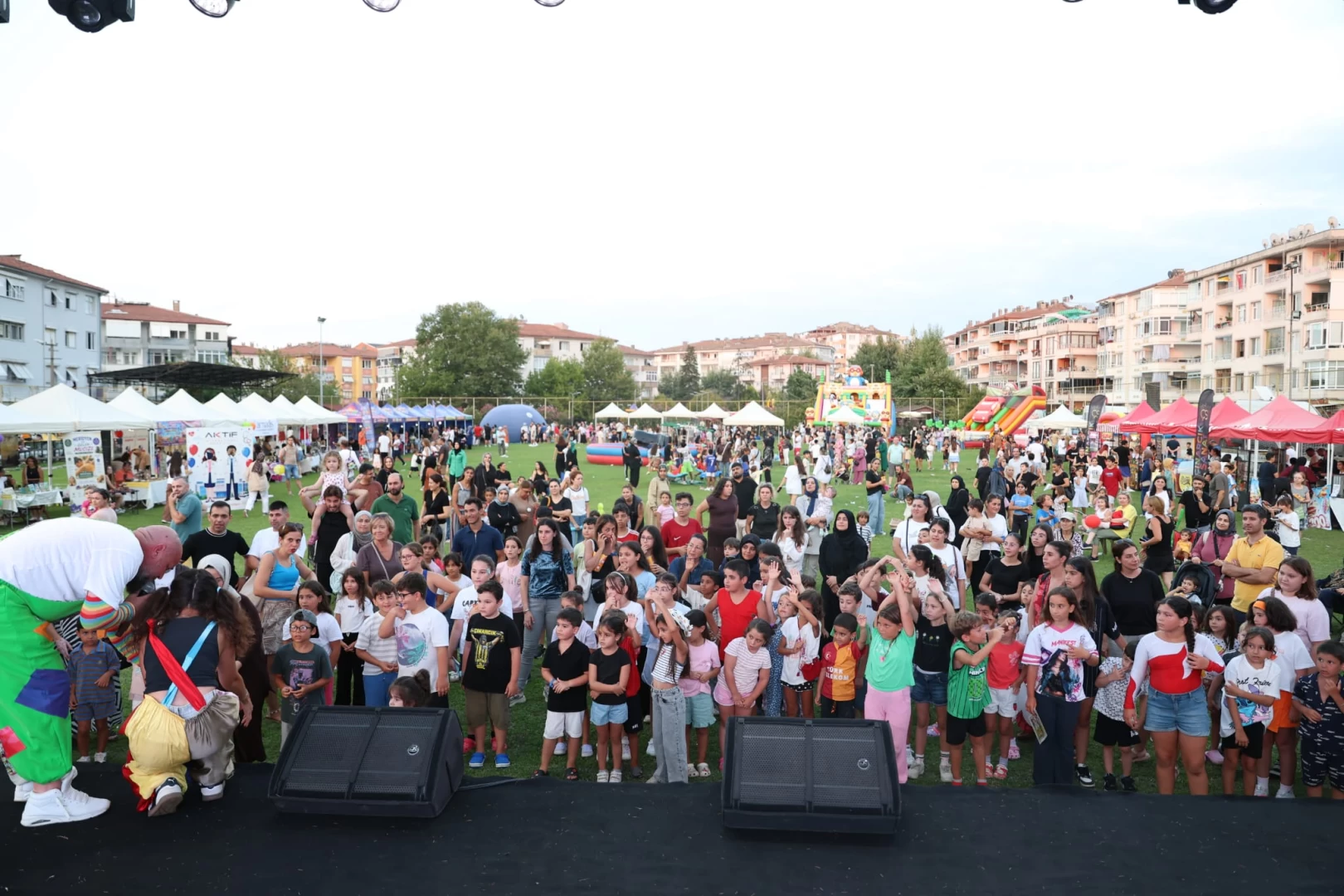 YAŞAM ÇINARI FESTİVALİ BÜYÜK İLGİ GÖRDÜ
