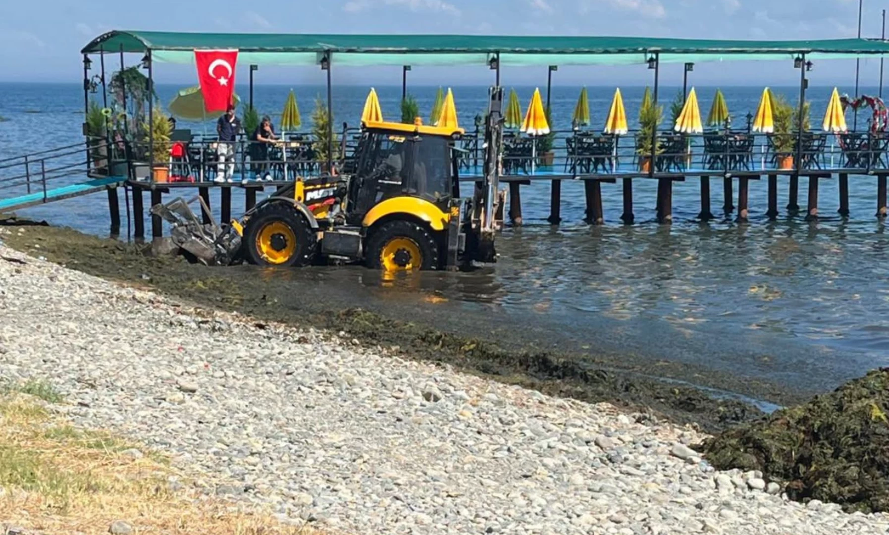 ÇINARCIKTA DENİZ PİS!