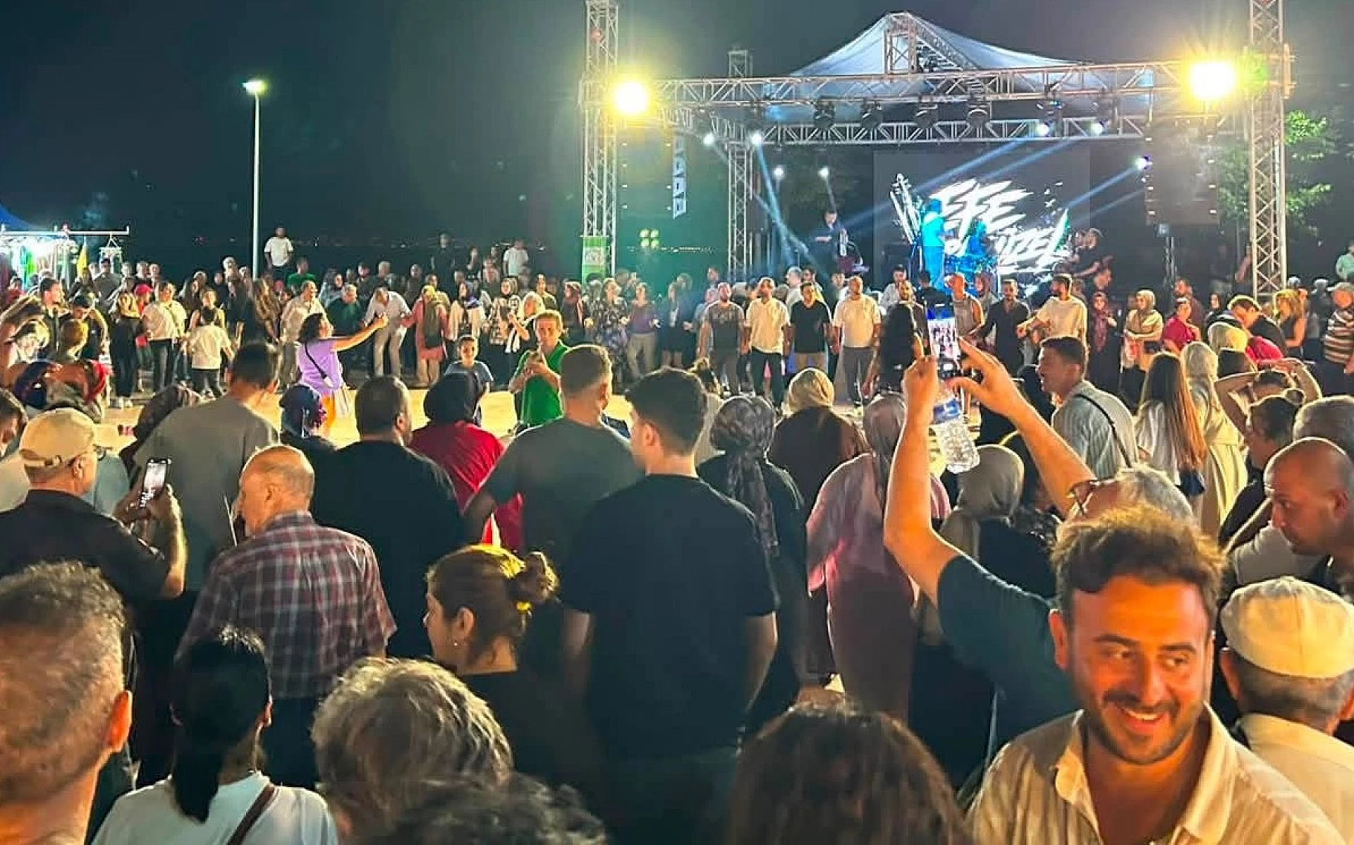 ÇINARCIK'TA HAMSİ FESTİVALİ