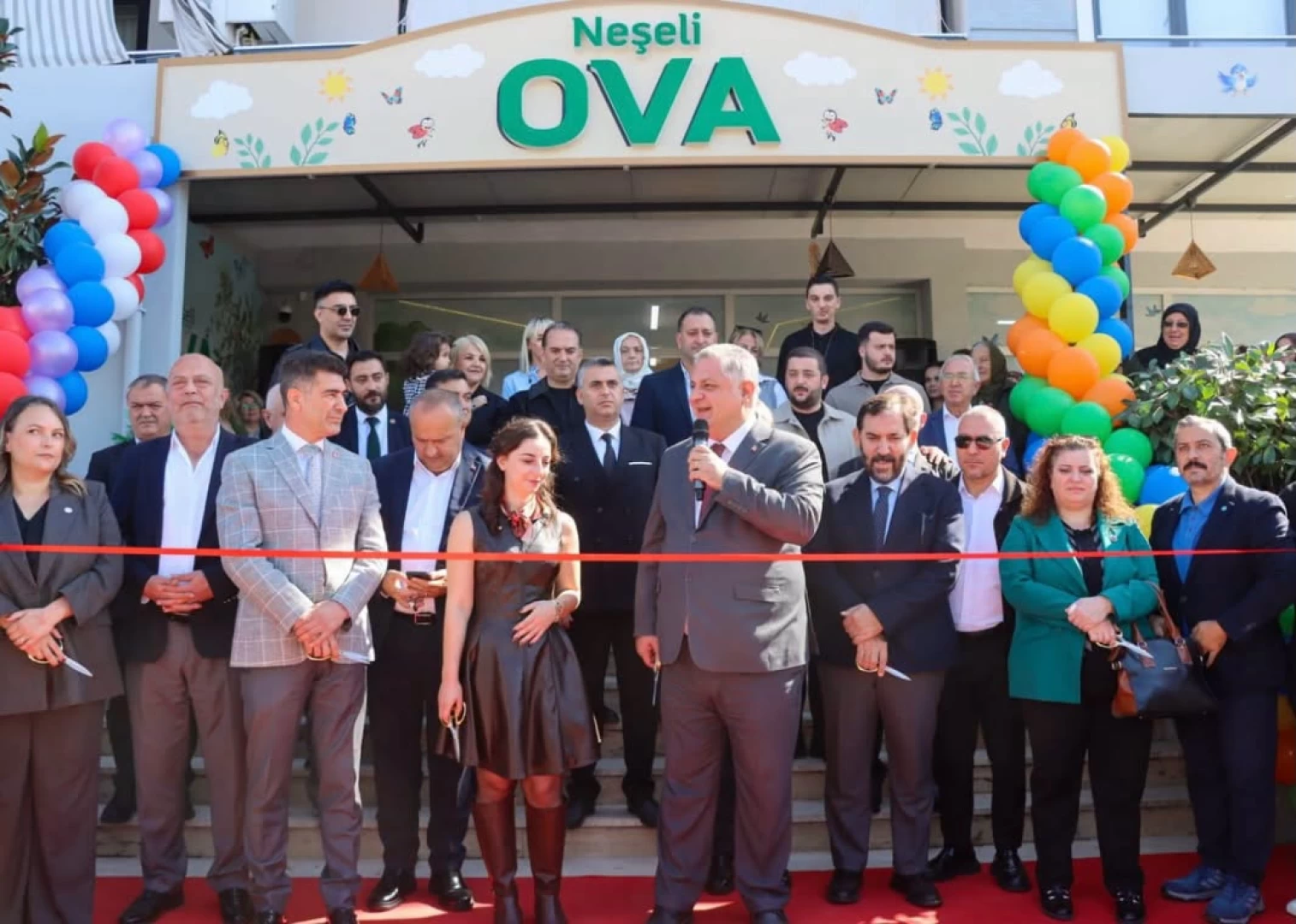 ÇOCUKLAR İÇİN NEŞELİOVA