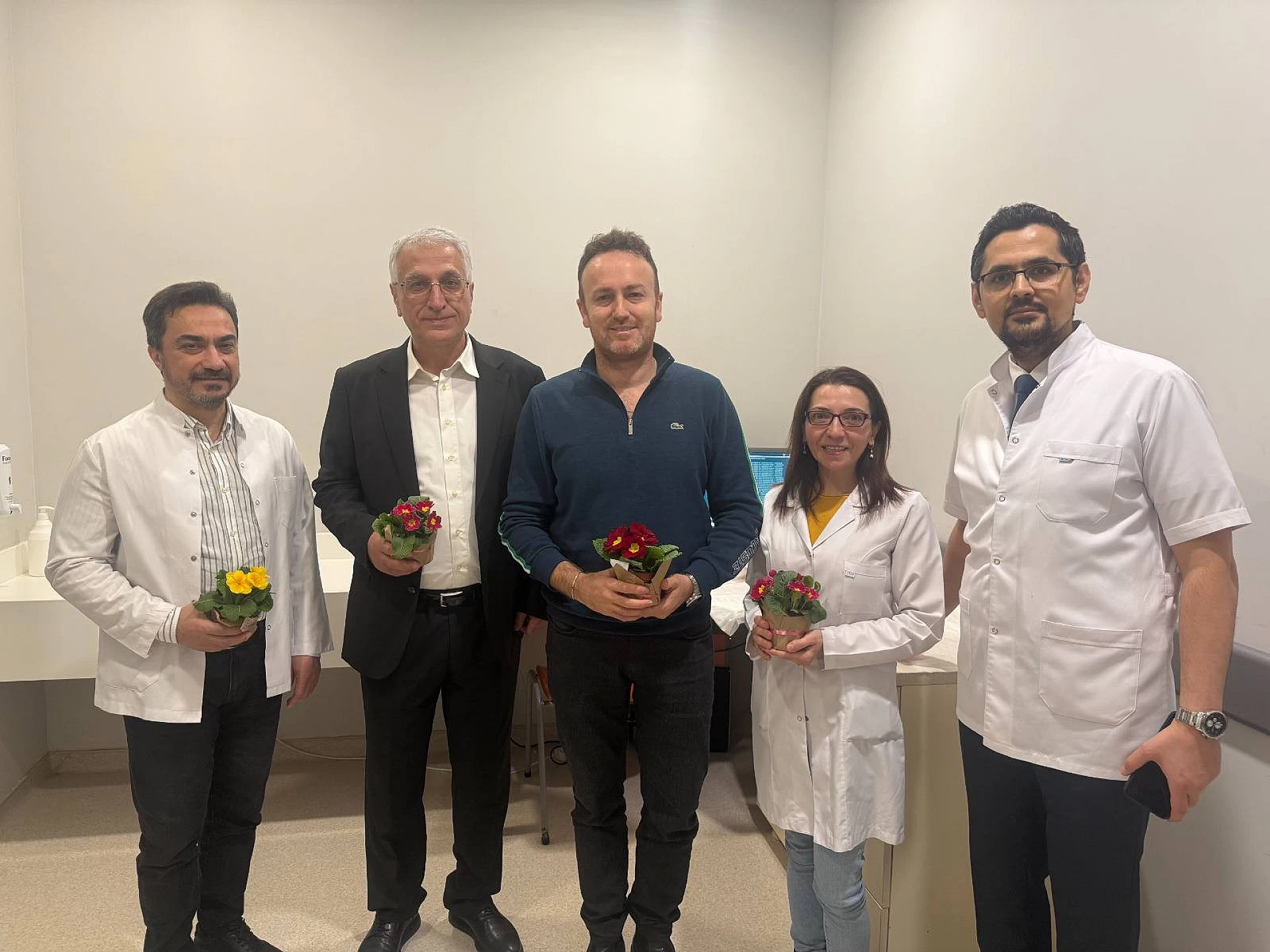 BAŞHEKİM ERGENÇ TIP BAYRAMINI KUTLADI