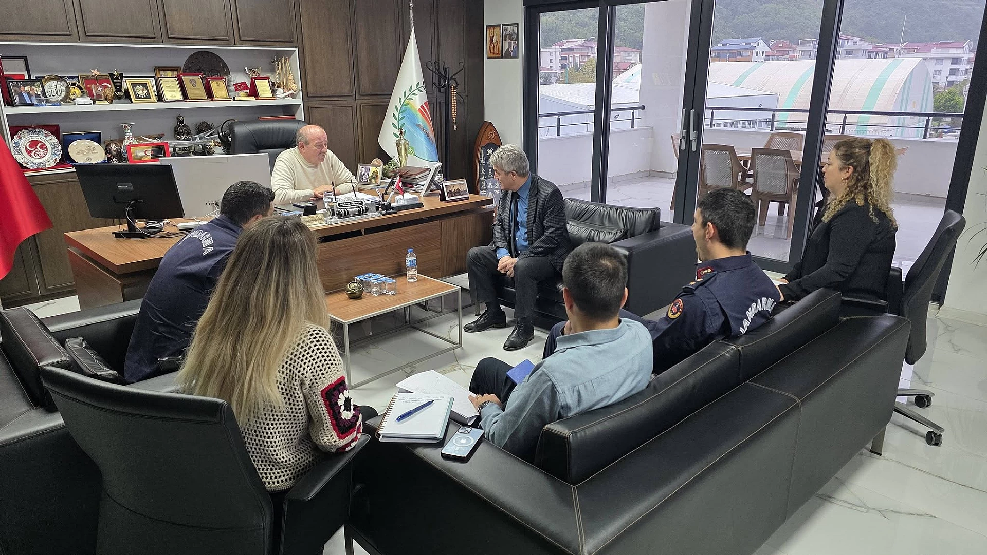 ESENKÖY'DE AFET SONRASI TOPLANTI