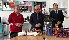 ALKIŞLARLA EMEKLİLİĞE UĞURLANDI