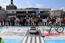 ÖĞRENCİLERE UYGULAMALI TRAFİK EĞİTİMİ