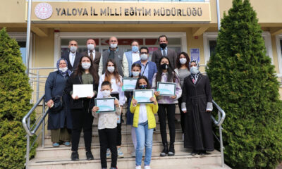 ÖDÜLLER SAHİPLERİNE VERİLDİ