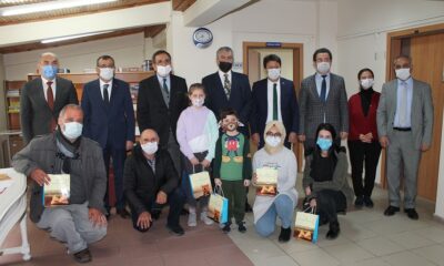 1 YILDA 100’DEN FAZLA KİTAP OKUDULAR