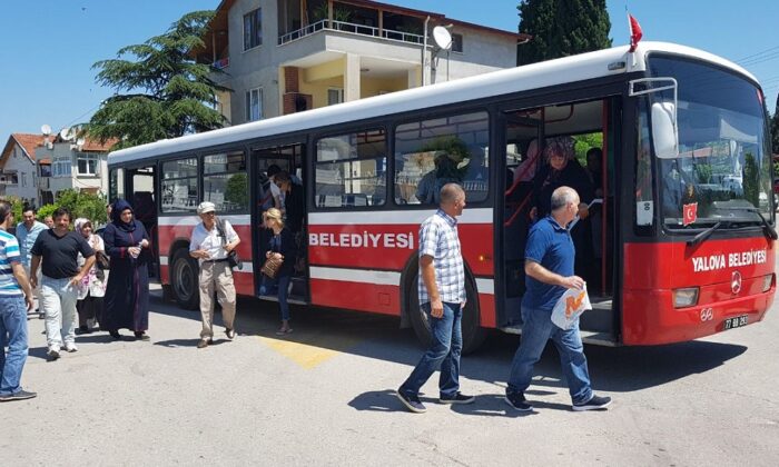 MEZARLIK SERVİSLERİ YENİDEN HİZMETTE