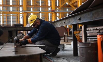 İHRACAT AZALDI, İTHALAT ARTTI