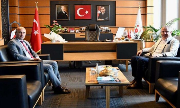 ‘ALTINOVA MARKA ŞEHİR OLMA YOLUNDA İLERLİYOR’