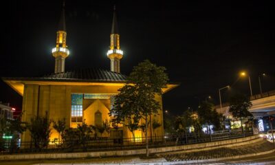 BAYRAM NAMAZI 06:23’TE