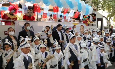 77 ÇOCUK SÜNNET ŞÖLENİNDE EĞLENDİ
