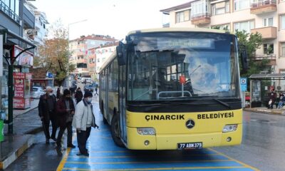 OTOBÜS BEKLEME DURAĞI DEĞİŞTİ