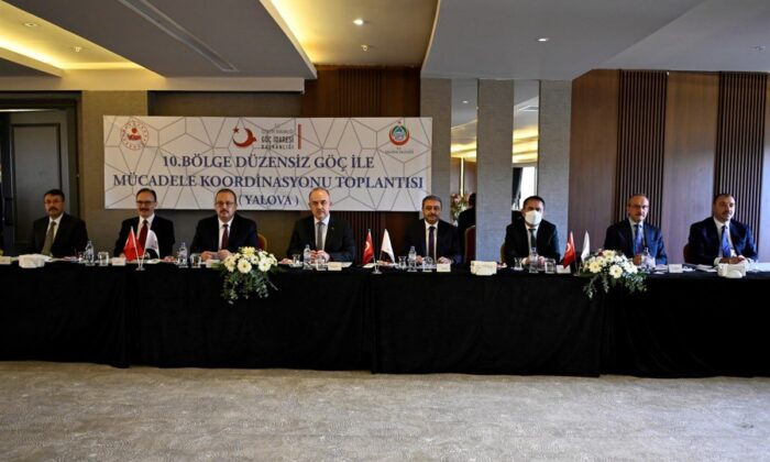 DÜZENSİZ GÖÇ ELE ALINDI