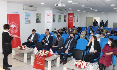 ETKİLİ İLETİŞİM VE HİJYEN EĞİTİMİ ALDILAR