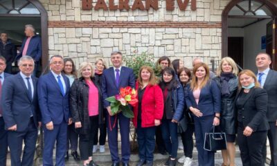 BALKAN EVİNE HAYRAN KALDILAR