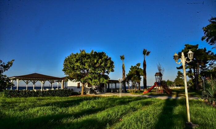 EN UYGUN FİYATLAR BELEDİYE ÇAY BAHÇESİNDE